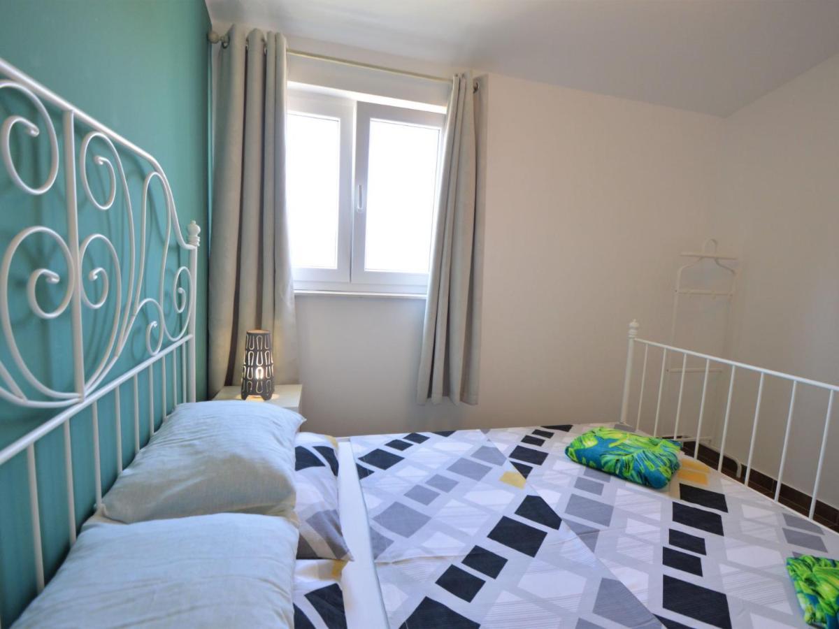 Apartment Ivka-2 By Interhome ตรีบูนย์ ภายนอก รูปภาพ